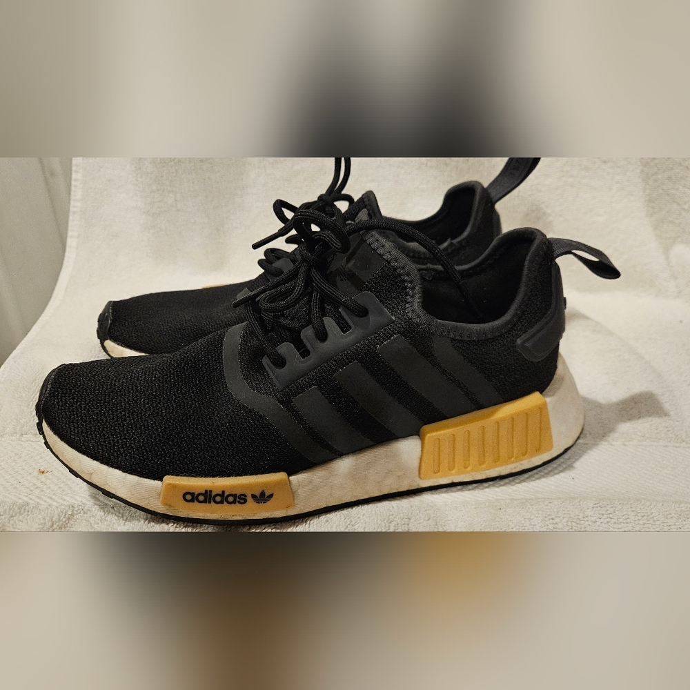 ADIDAS NMD R1 SNEAKERS - Picture 3 of 6